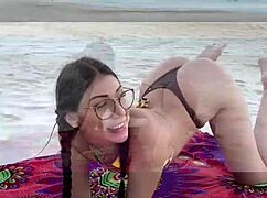 melina khalifa enjoys her temporada in floripa