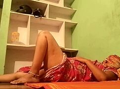 brunette milf loves double penetration and cumshot in threesome 😍