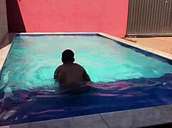 Watch Teens Assfuck In Pool!