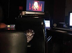 Tristina Millz sings summer love