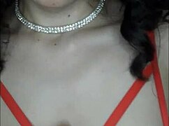 Latina teen with big ass masturbates her perfect pussy at home 😍