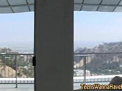 I-I saw les teen amateurs eating out at the party with toys