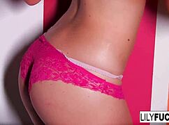 Sexy Lily Carter Plays With Wet Pussy And Tight Ass