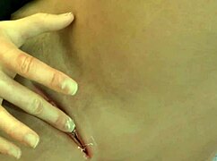 i'm a blonde teen fingering to squirt