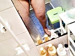 Single 29-Year-Old Woman Masturbation