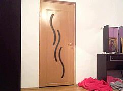 I swingin' my hips an' swayin' my nat'ral tits in da bedroom