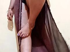 Shilpa Bhabhi Shows Off Her Stunning Body in Wild Action