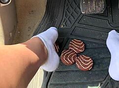 Watch this messy pedal pumping with dirty socks on feet?