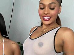 i saw this morena gostosa with big tits