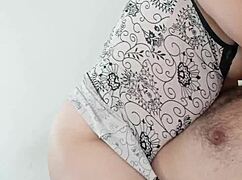 Latina temptress rides with wild abandon