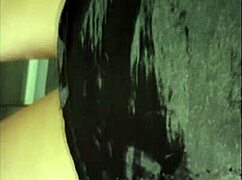 why is this big ass tempting me while waiting for food?