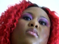 Luscious Louis shows off her big ebony ass!