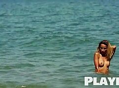 cara mell shows her sexy body outdoors