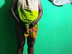 single girl masturbating on webcam 😏