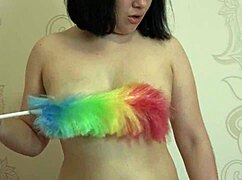 Does your hairy pussy masturbate with a soft brush?