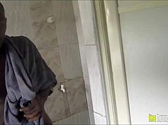 thick black pussy gets creampie from long dick