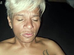 sexo gay depois da balada com um puto sedento por rola quicou que nem bola em cima do pau