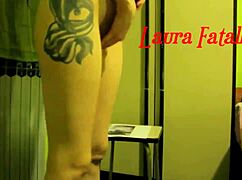 Amateur Milf Laura Squirt and Rub Pussy on Fan's Picture