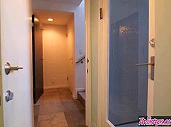 she delivers blowjob magic with india summers and riley nixon