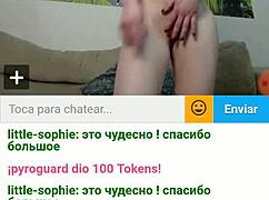 teen se nalguea mientras se corre webcam with tits and squirting