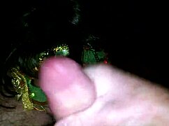 this milf in green mask is licking and sucking a thick cock 😍