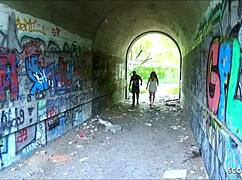 german bbw tourist in berlin getting fucked by 2 guys in the park 😍