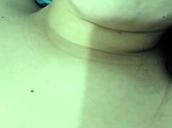 Hey, I'm so horny, kiss my mouth and lower lips, kiss all over my body!