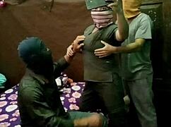 la maldicion del trio casero se apodera del porno latino, mi novia invito a su amigo y terminamos follandos los tres en este porno real casero