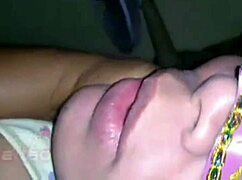 Enchendo o cuzinho de porra!