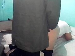 cogemos de perrito un dia de frio en la cama de dos plazas