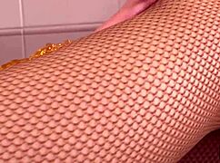 kiki cyrus and haley hill finger lesbian foot fetish