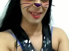 pretty ladyboy live on facebook doing wild anal stuff, omg! 😍