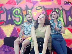 amiguinha venho fazer um podcast com casal dna e acabou recebendo pica dos dois?