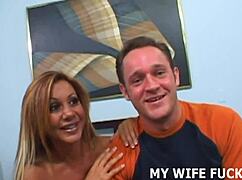 Isa milf liberal le encanta disfrutar la verga en amateur cumshot fucking