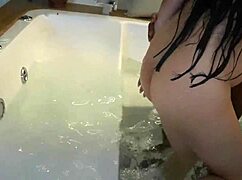 video para el cornudo de mi noivo rica follada en el jacuzzi con un bbc-ambar prada