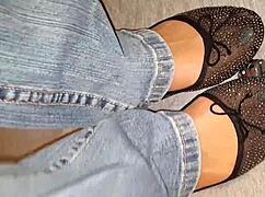 Watch This Intimate Milf On Webcam In Fetish Show!