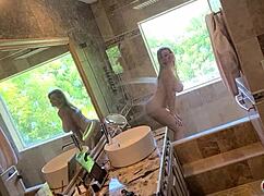 vicky vette showers after cumshot on her big ass 😏