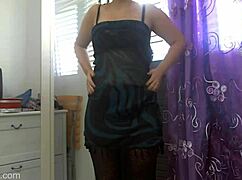 Sexy thick British girl flaunts her growing body in pantyhose 😘