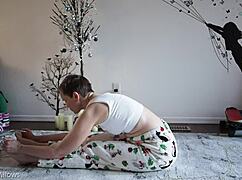 Wanna join my yoga lesson for shaved pussy tips?