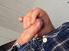 wow... look at this beautiful penis getting jerked off so good!