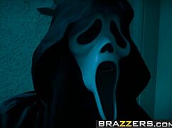 Brazzers Exxtra: Zoey Monroe TRICKS and TREATS Michael Vegas in Wild Scene