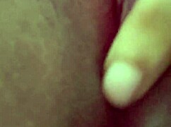 Indian Babe Rubs Slutty Cunt Before Work Rush!