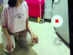 Jovencita de 18 Takes Deepthroat in First Porno