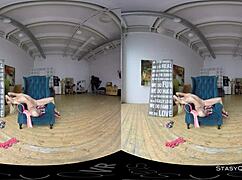 i'm strippin my natrual tits in vr