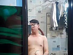 Vietnamese gay top sucking big cock 😈