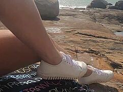 Uma Linda Novinha Watched During Public Beach Encounter