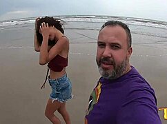 we arrived in mongaguá and the teen had fun on the beach with friends - manoella fernandes