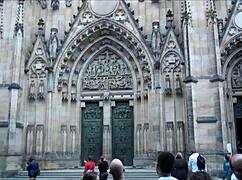 Exploring the historic prague castle as a european tourist