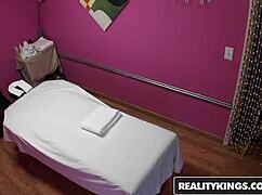 i'm jerking off while watching this amateur blowjob and anal sex in the bedroom