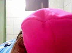 Latina slut gives conjugal visit sex in prison.